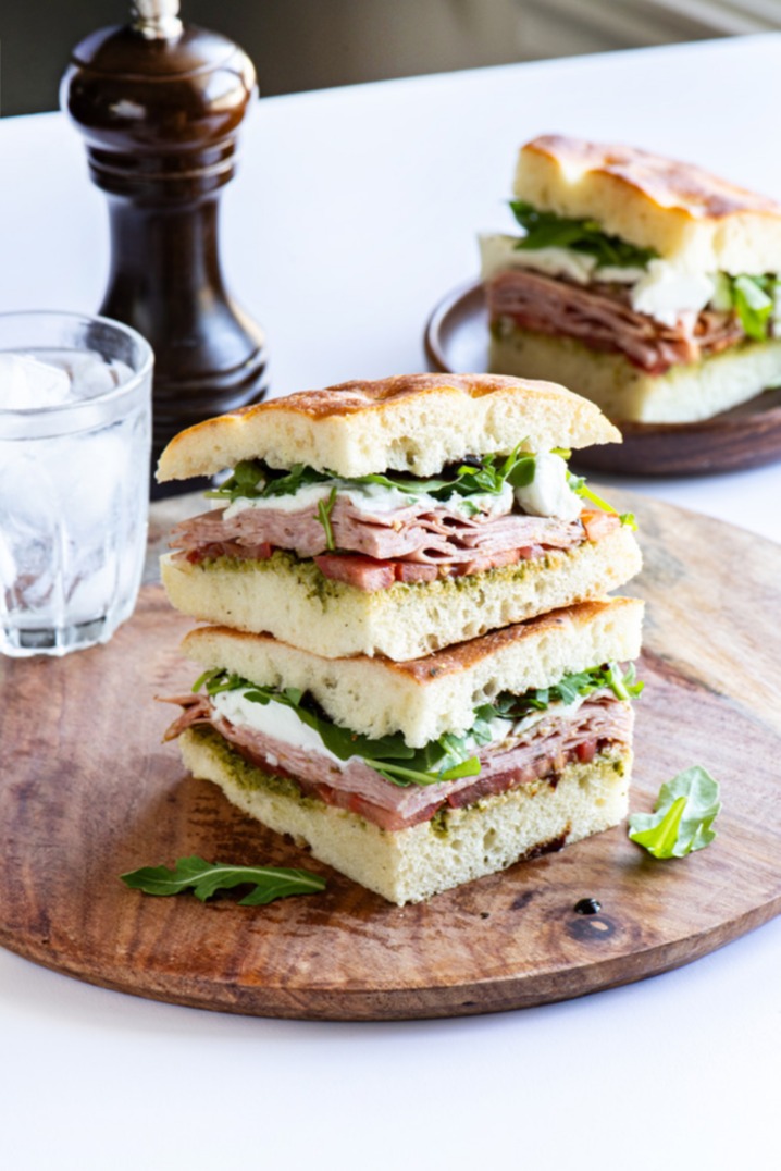Focaccia gourmande aux saucissons Furca